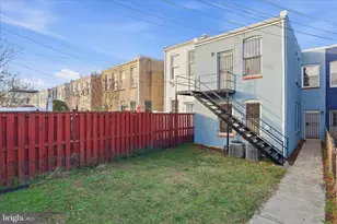 122 Bates St NW, Washington, DC 20001 - Photo 63