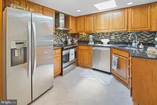 1080 Wisconsin Ave NW, Washington, DC 20007 - Photo 7