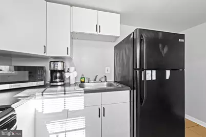 28 T Street NW, Washington, DC 20001 - Photo 25