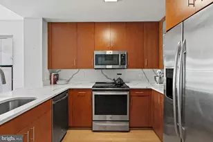 910 M St NW, Washington, DC 20001 - Photo 9