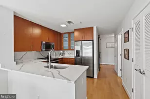 910 M St NW, Washington, DC 20001 - Photo 7