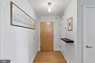 910 M St NW, Washington, DC 20001 - Photo 19