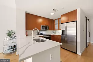 910 M St NW, Washington, DC 20001 - Photo 7