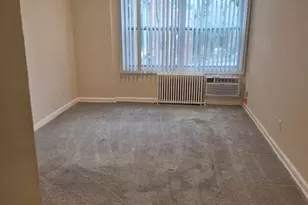 512 Ridge Rd SE, Washington, DC 20019 - Photo 3