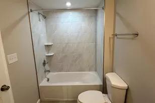 1812 H Pl NE, Washington, DC 20002 - Photo 5