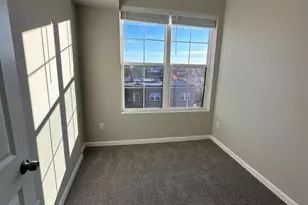 1812 H Pl NE, Washington, DC 20002 - Photo 7