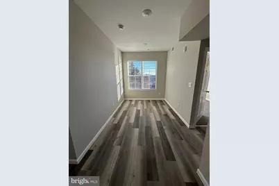 1812 H Place NE #304, Washington, DC 20002 - Photo 5