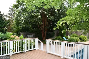 5127 Cathedral Ave NW, Washington, DC 20016 - Photo 23