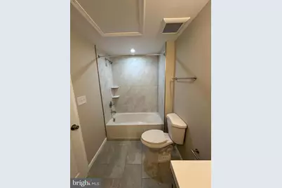 1812 H Place NE #305, Washington, DC 20002 - Photo 5