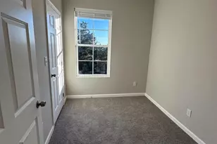 1812 H Pl NE, Washington, DC 20002 - Photo 9