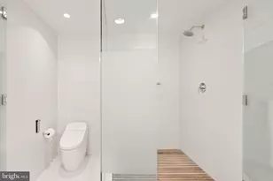 1111 24th Street NW, Washington, DC 20037 - Photo 25