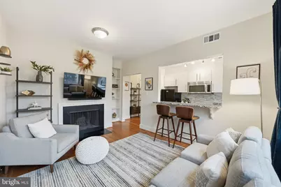 18 9th Street NE #305, Washington, DC 20002 - Photo 5