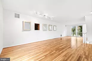 73 G St SW, Washington, DC 20024 - Photo 33