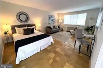 2710 Macomb Street NW #303, Washington, DC 20008 - Photo 3