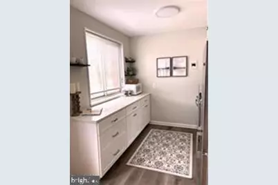 2710 Macomb Street NW #303, Washington, DC 20008 - Photo 7