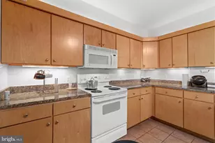 616 E St NW, Washington, DC 20004 - Photo 21