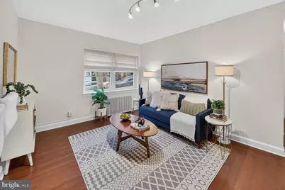 2339 40th Place NW #101, Washington, DC 20007 - Photo 3