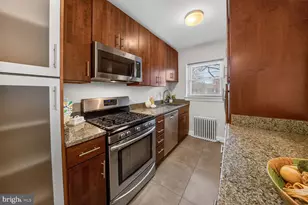 2339 40th Pl NW, Washington, DC 20007 - Photo 7