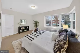 2339 40th Pl NW, Washington, DC 20007 - Photo 9