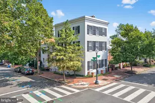 1363 28th St NW, Washington, DC 20007 - Photo 1