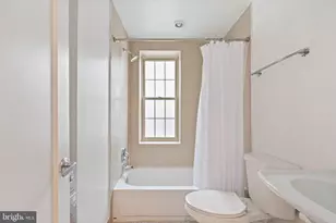 1314 Massachusetts Ave NW, Washington, DC 20005 - Photo 19