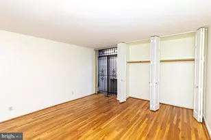 204 M St SW, Washington, DC 20024 - Photo 15