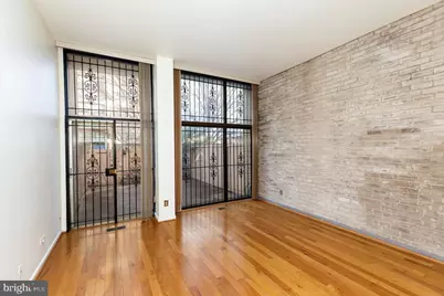 204 M Street SW #34, Washington, DC 20024 - Photo 11