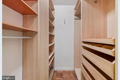 4100 Cathedral Avenue NW #406, Washington, DC 20016 - Photo 11