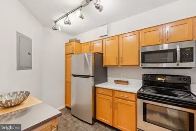 2320 Wisconsin Avenue NW #105, Washington, DC 20007 - Photo 5
