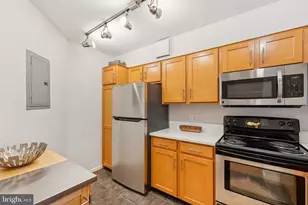 2320 Wisconsin Ave NW, Washington, DC 20007 - Photo 5