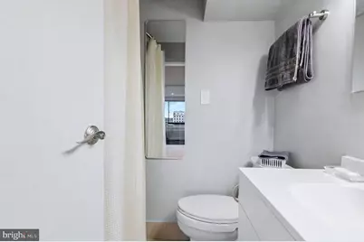 1601 18th Street NW #918, Washington, DC 20009 - Photo 19