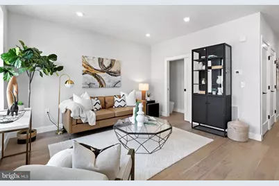 1208 M Street NW #61, Washington, DC 20005 - Photo 1