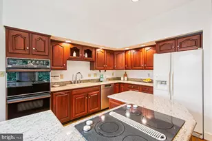 4016 Linnean Ave NW, Washington, DC 20008 - Photo 17