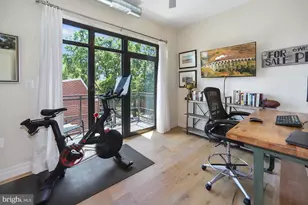 301 H St NE, Washington, DC 20002 - Photo 17