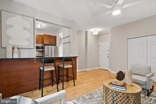 2010 Kalorama Rd NW, Washington, DC 20009 - Photo 5