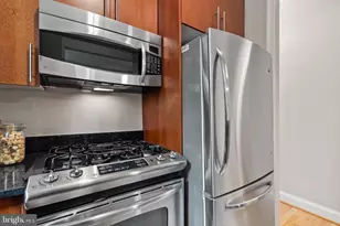 2010 Kalorama Rd NW, Washington, DC 20009 - Photo 9