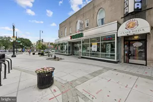 2710 Macomb St NW, Washington, DC 20008 - Photo 25