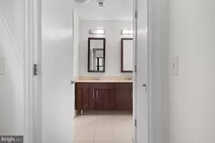 910 M St NW, Washington, DC 20001 - Photo 29