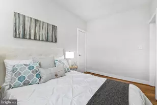 7 18th St SE, Washington, DC 20003 - Photo 19