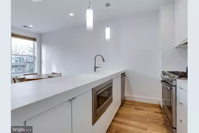 254 15th Street SE #4, Washington, DC 20003 - Photo 5