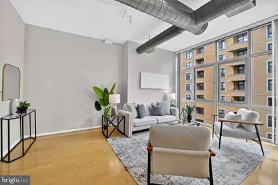 811 4th Street NW #807, Washington, DC 20001 - Photo 3