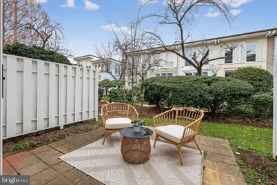 205 G Street SW #145, Washington, DC 20024 - Photo 33