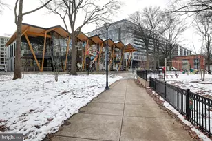 205 G St SW, Washington, DC 20024 - Photo 39