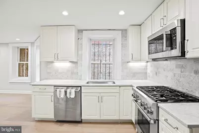 1330 Vermont Avenue NW #2, Washington, DC 20005 - Photo 9