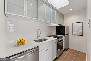 2145 California St NW, Washington, DC 20008 - Photo 11