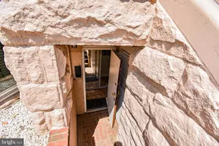 1506 21st St NW, Washington, DC 20036 - Photo 3