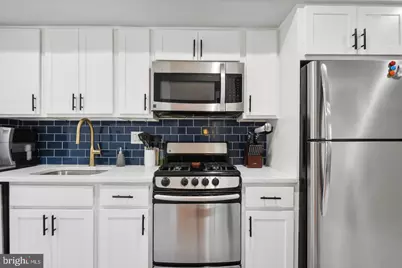 123 17th Street SE #2, Washington, DC 20003 - Photo 7