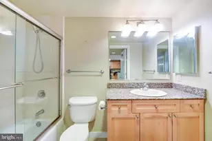 777 7th St NW, Washington, DC 20001 - Photo 19