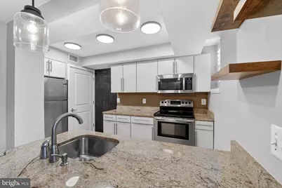 420 16th Street SE #A, Washington, DC 20003 - Photo 11