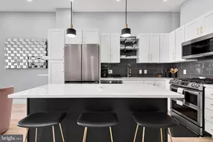 1390 V Street NW, Washington, DC 20009 - Photo 9